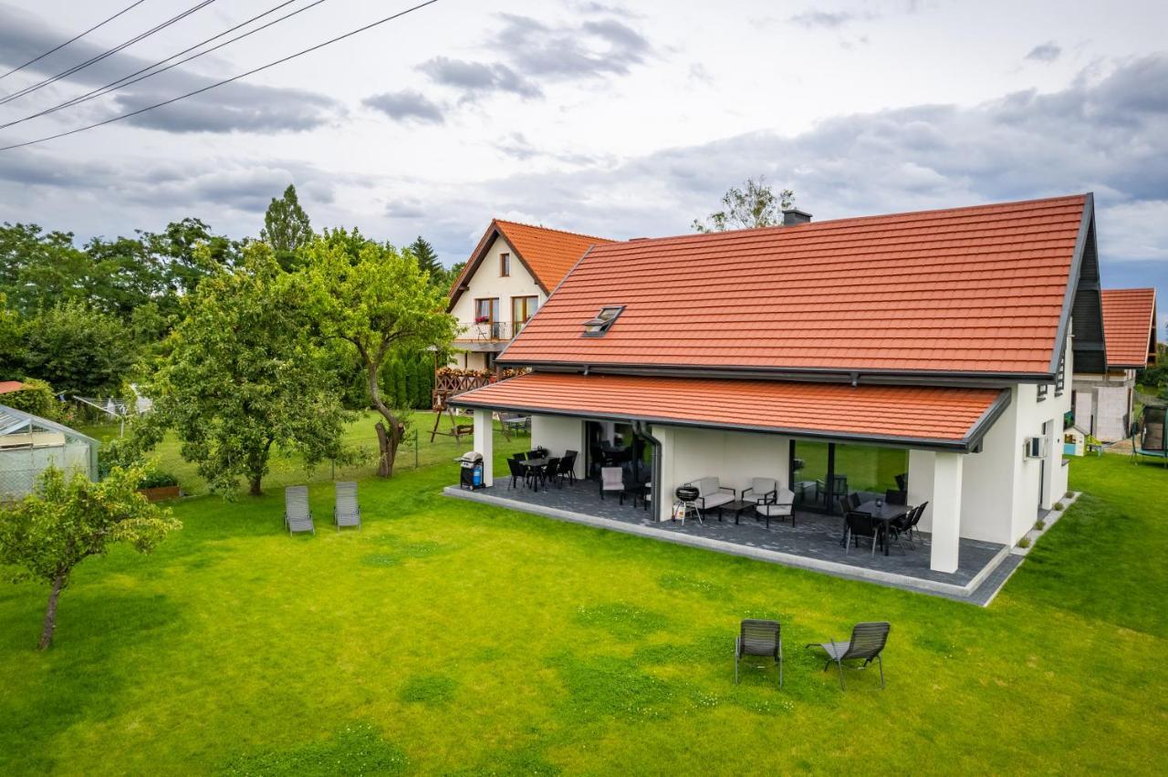 Literowka Apartment *